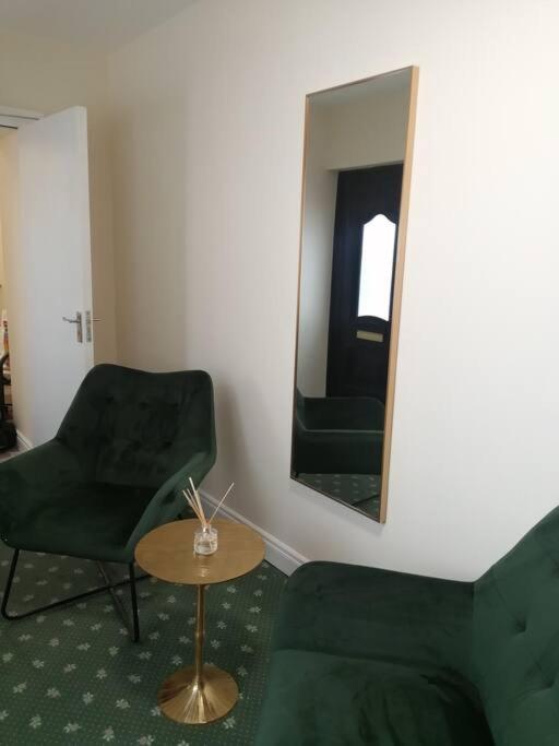 Cosy City Apartment Cork Exterior foto