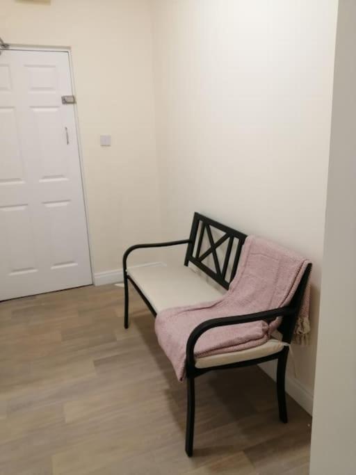 Cosy City Apartment Cork Exterior foto